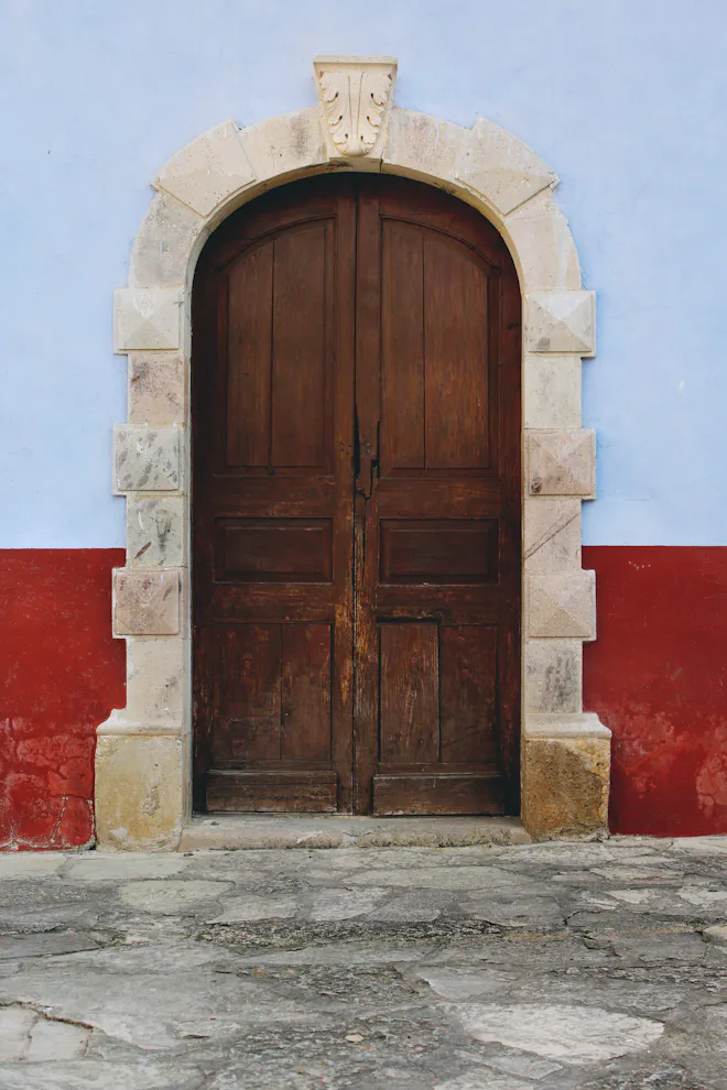 Ventana de madera a medida en Alicante